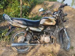 Bajaj CT 100